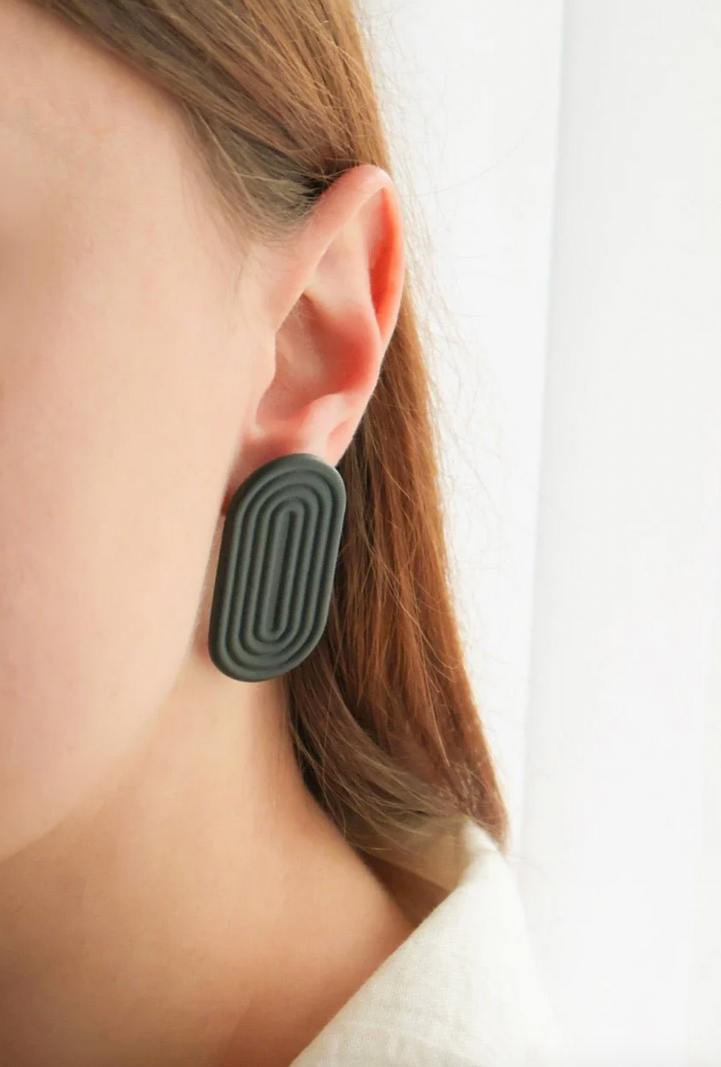 Anni Echo Black - porcelain earrings