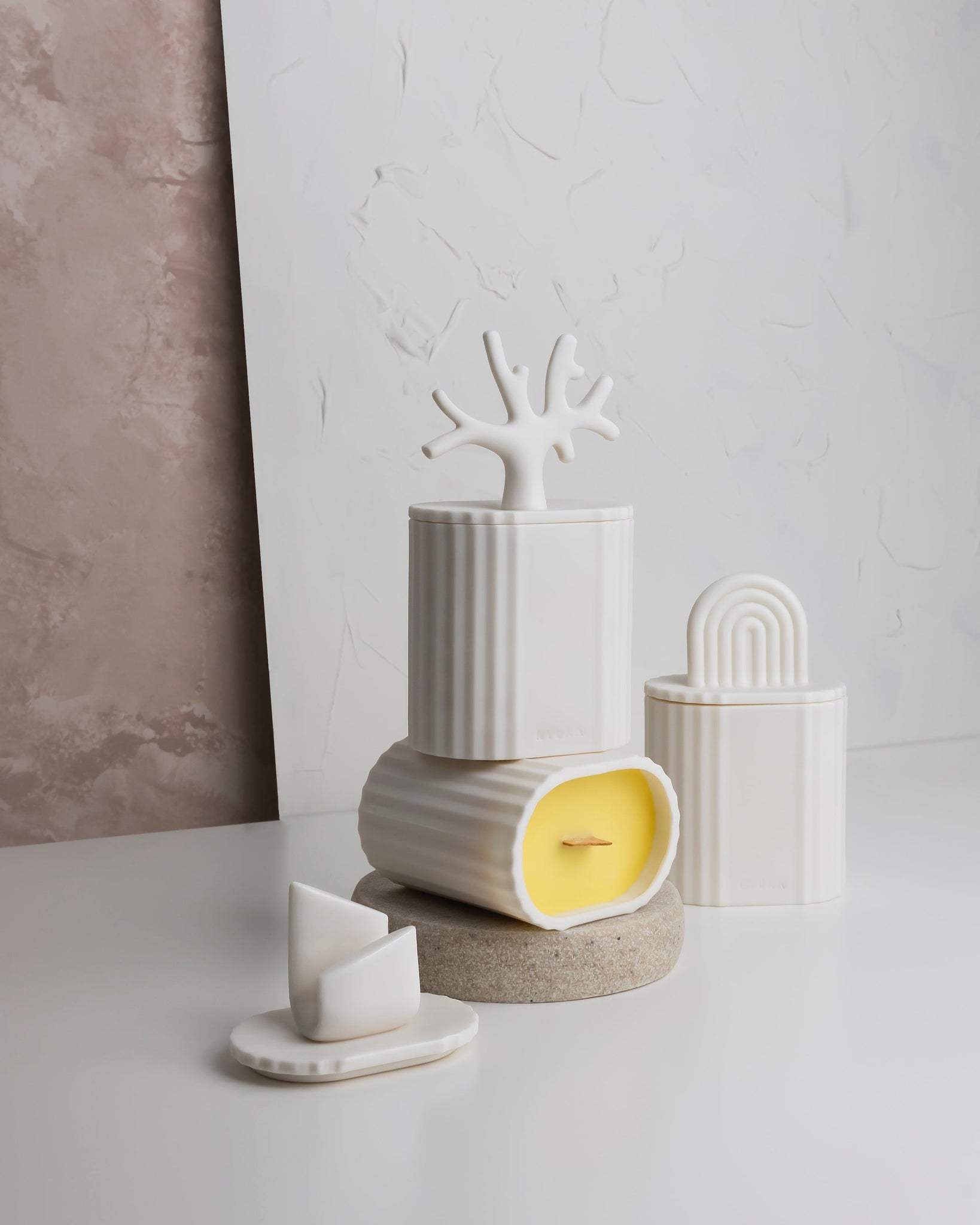 Ki - porcelain candle